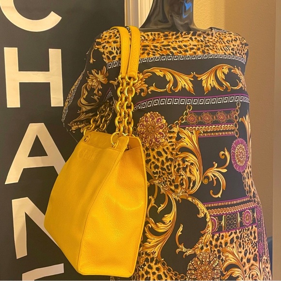 💛 Chanel 💛 yellow caviar shoulder tote vintage custom - Picture 4 of 15